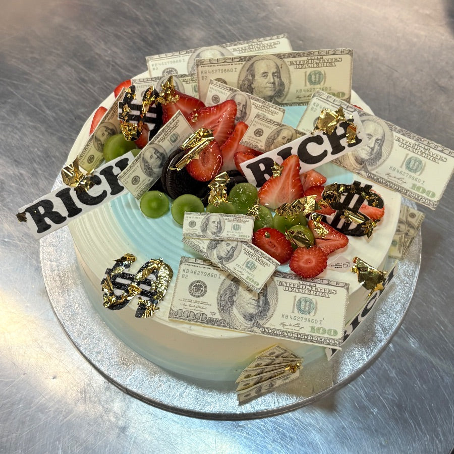 Custom cake by Lottie's BakehouseLotties Bakehouse